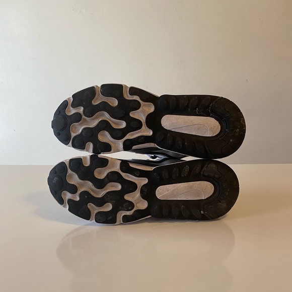 Nike Air Max 270 React Shoes White Black Oreo Men Size 8 - Picture 6 of 11